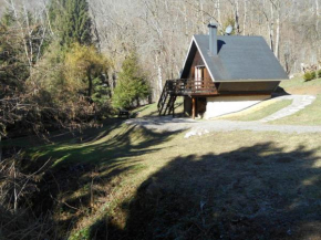 PETIT CHALET a proximite du Col de Romeyere